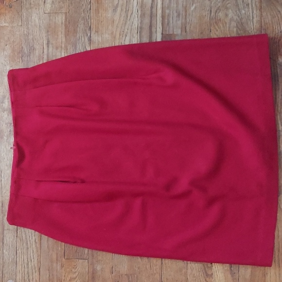 ilyse hart ltd Dresses & Skirts - 6 for $8 M&M Vintage skirt